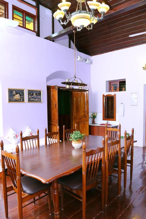 Апартаменти Chiramel Residency Kochi Екстер'єр фото